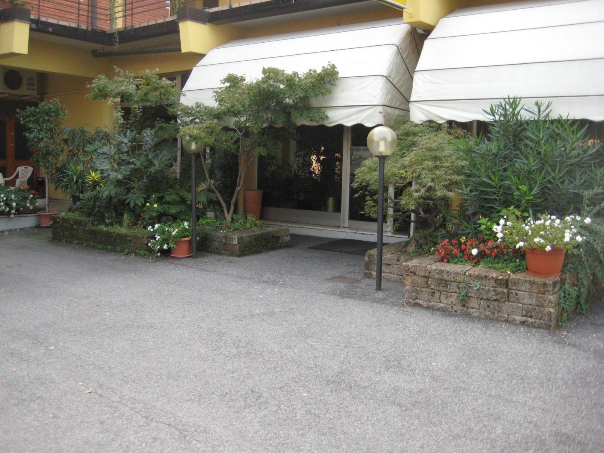 Hotel Marchina Brescia Exterior photo
