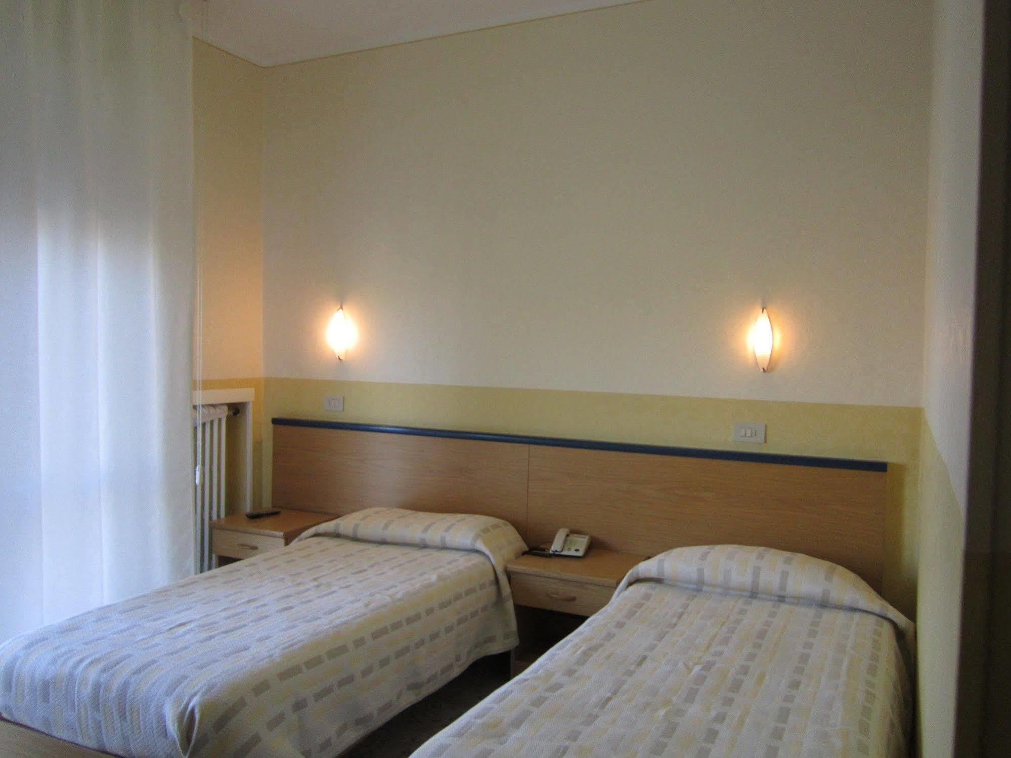 Hotel Marchina Brescia Exterior photo